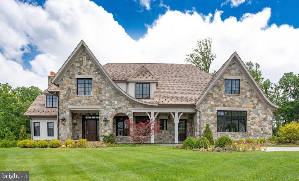 #49. 954 Mackall Farms Ln, McLean